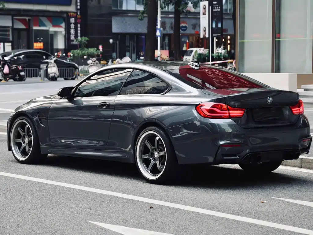 BMW M4 2020 — фото 3
