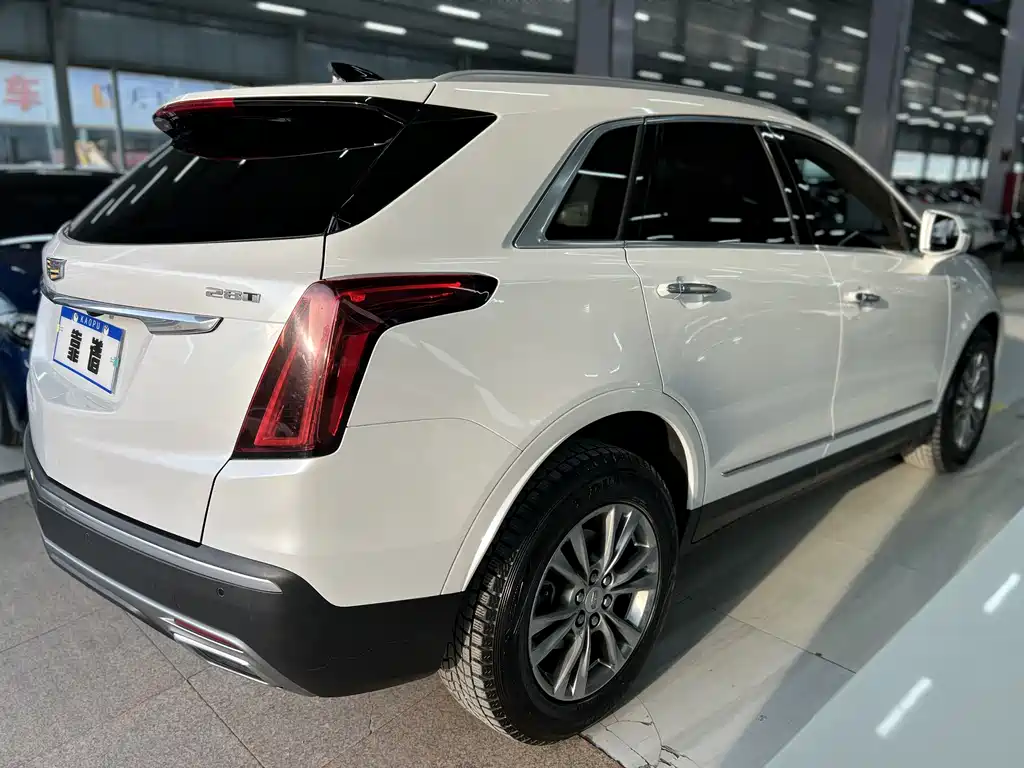 Cadillac XT5 2019 — фото 9