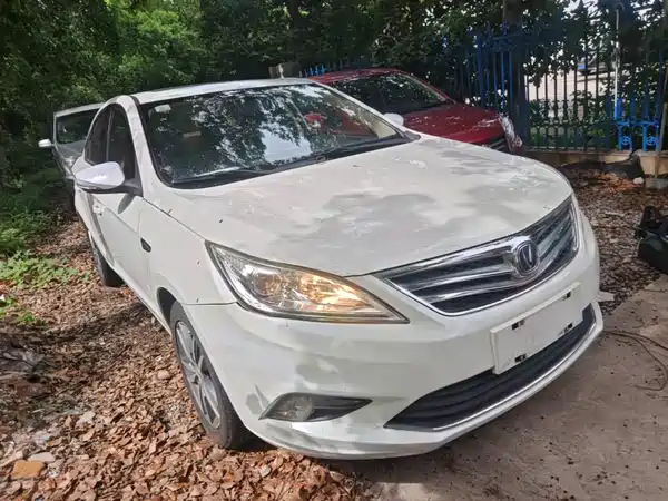 Changan Eado 2015
