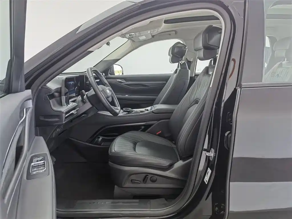Ford Edge 2025 — фото 10