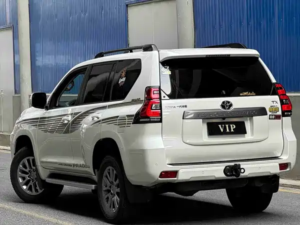 Toyota Prado 2018