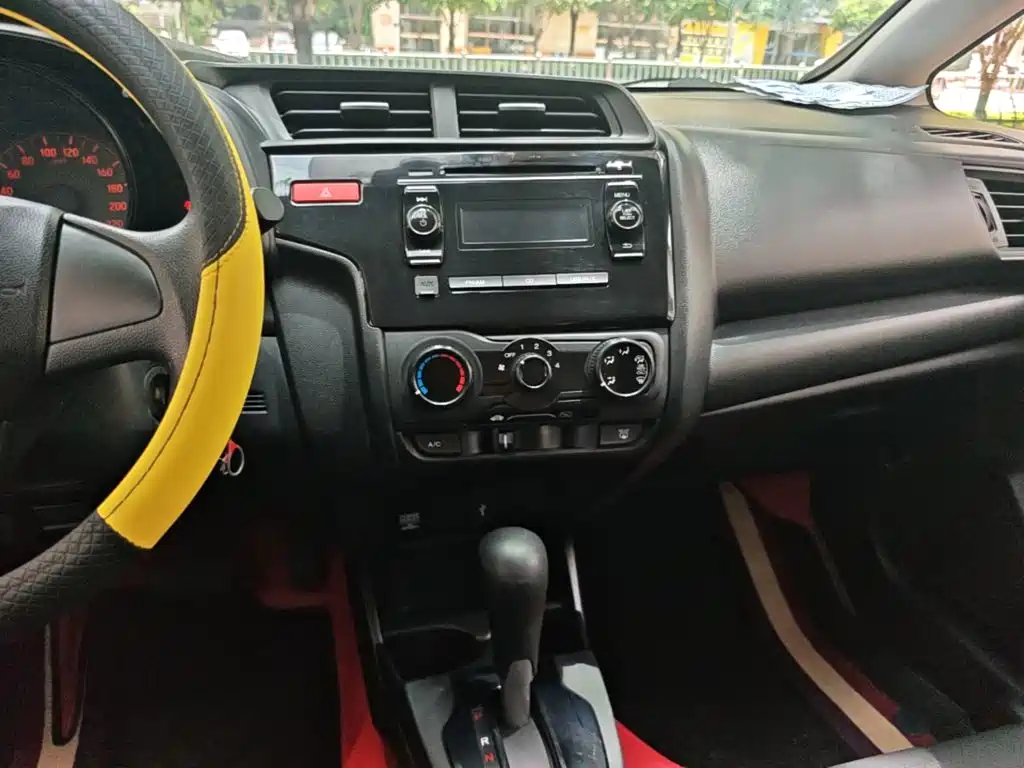 Honda Fit 2023 — фото 13