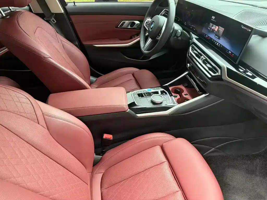 BMW i3 2023