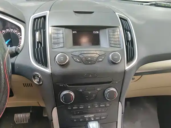 Ford Edge 2015