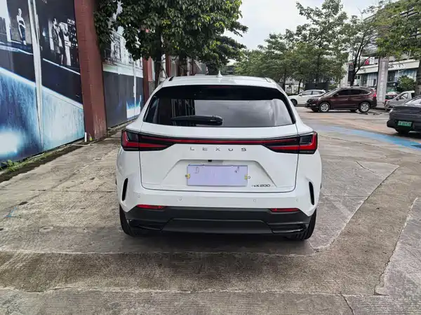 Lexus NX 2026