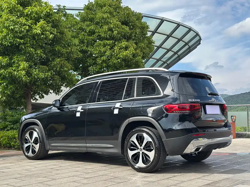 Mercedes-Benz GLB 2022 — фото 20