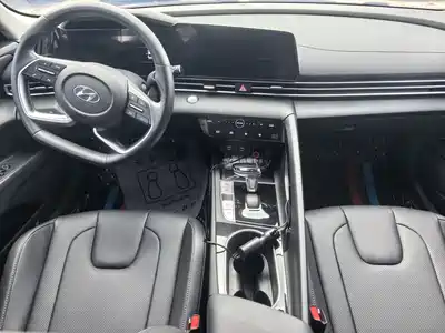 Hyundai Elantra 2021