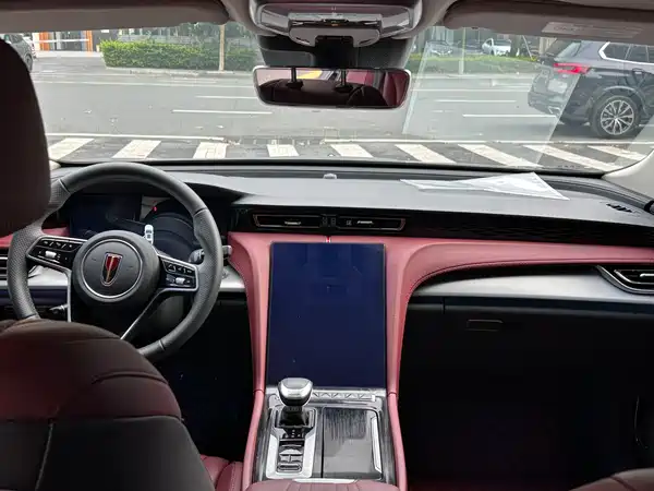 Hongqi H5 2023