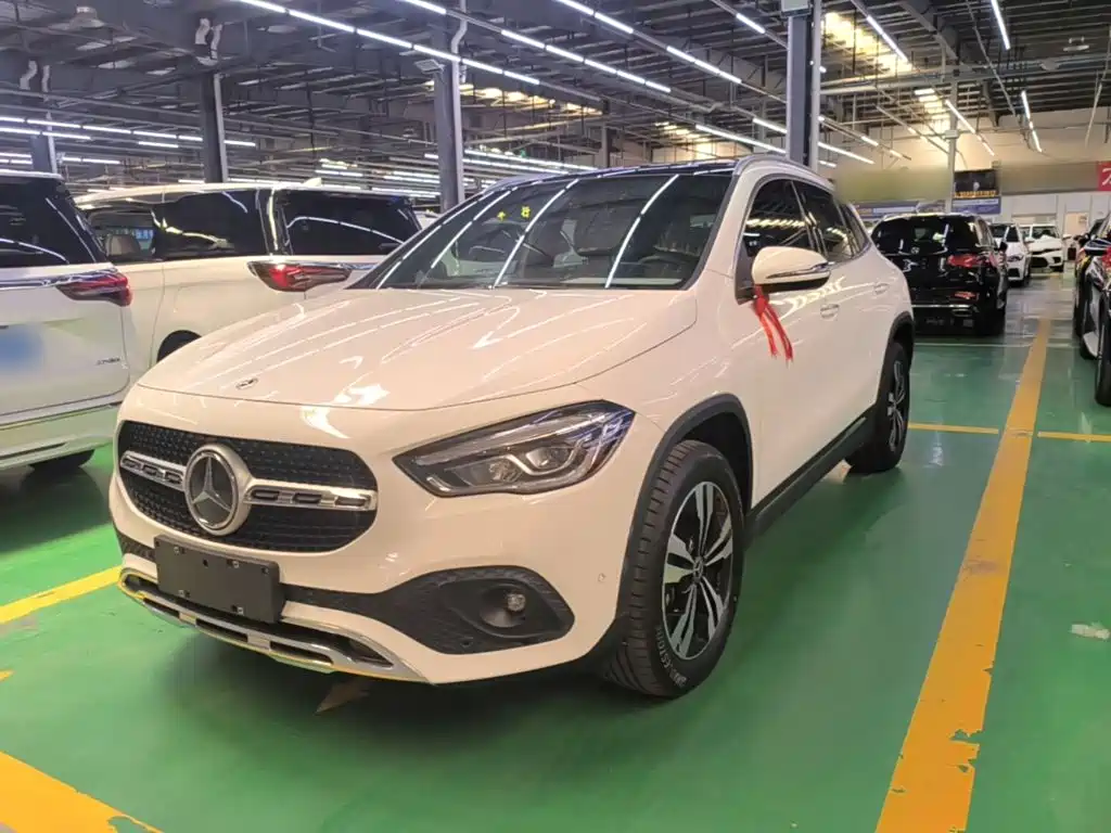 Mercedes-Benz GLA 2021 — фото 1