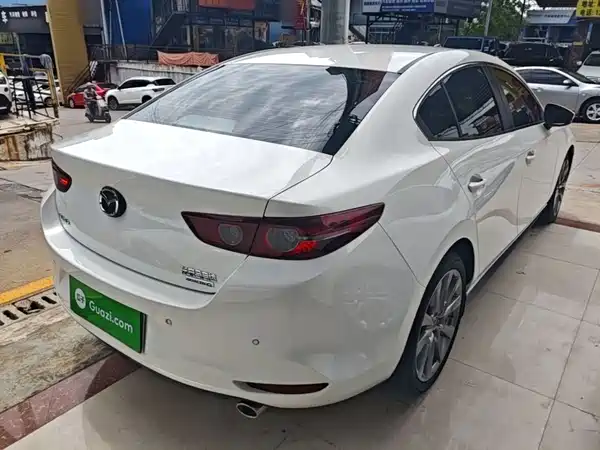 Mazda 3 Axela 2021