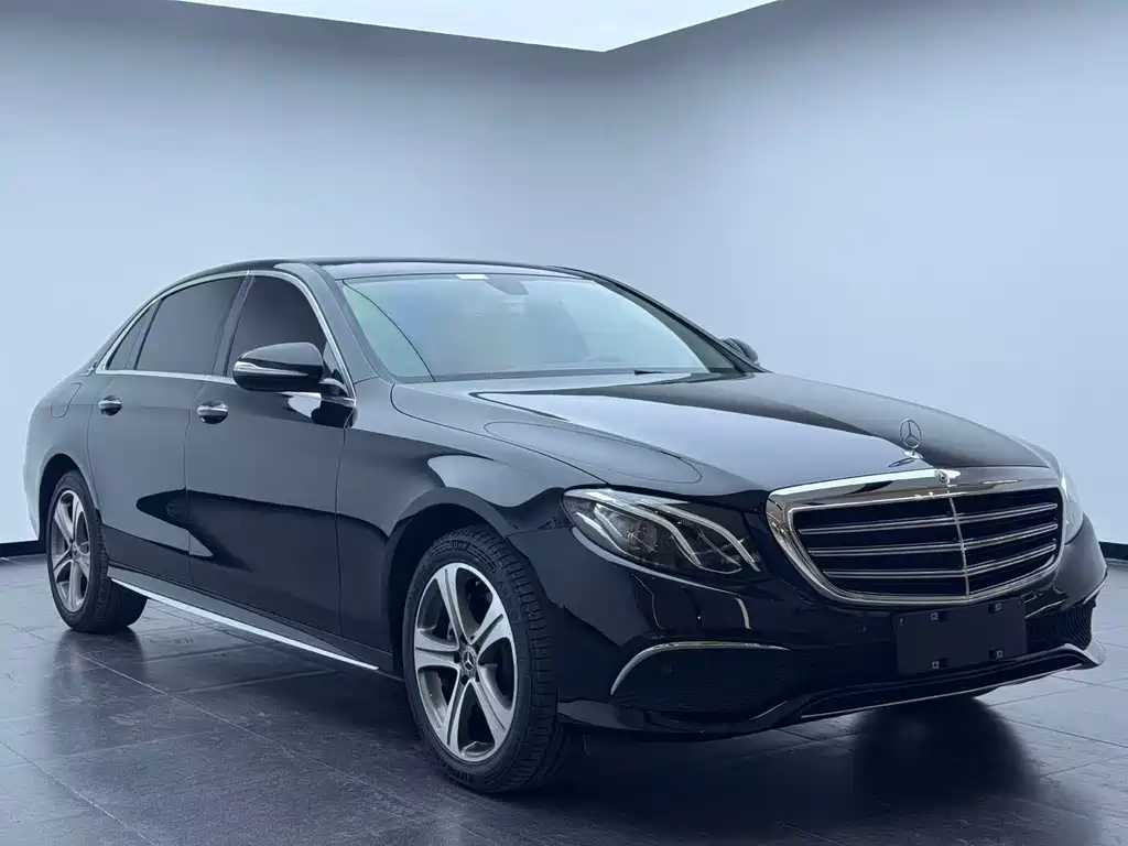 Mercedes-Benz E-Class 2018 — фото 3