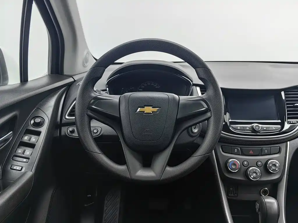 Chevrolet Trax 2018 — фото 11