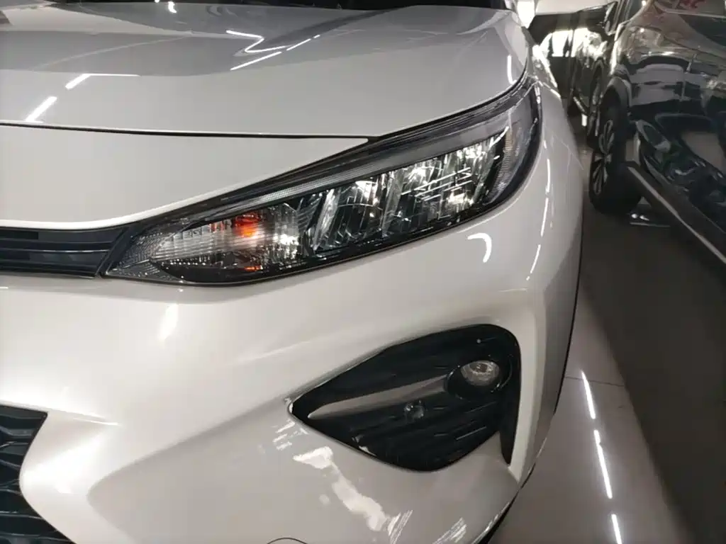 Toyota Wildlander 2021 — фото 19