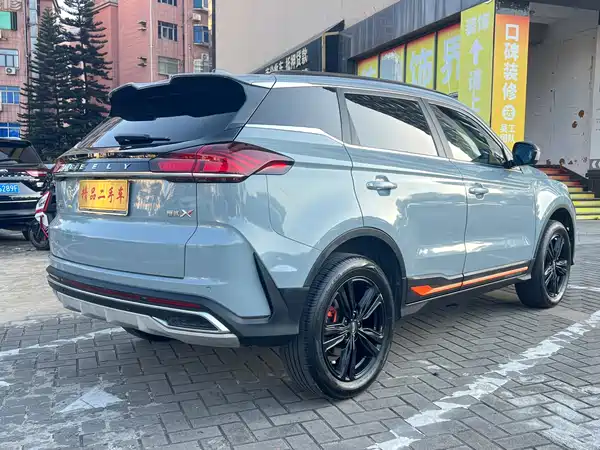 Geely Boyue 2022