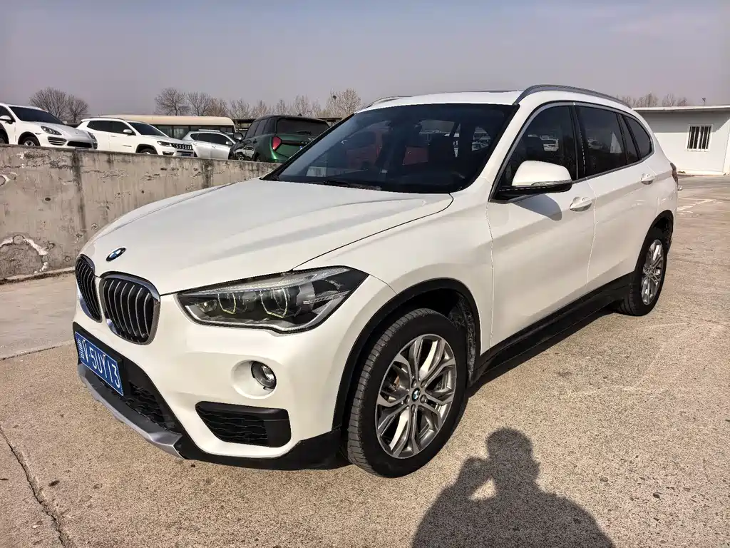 BMW X1 2019 — фото 1