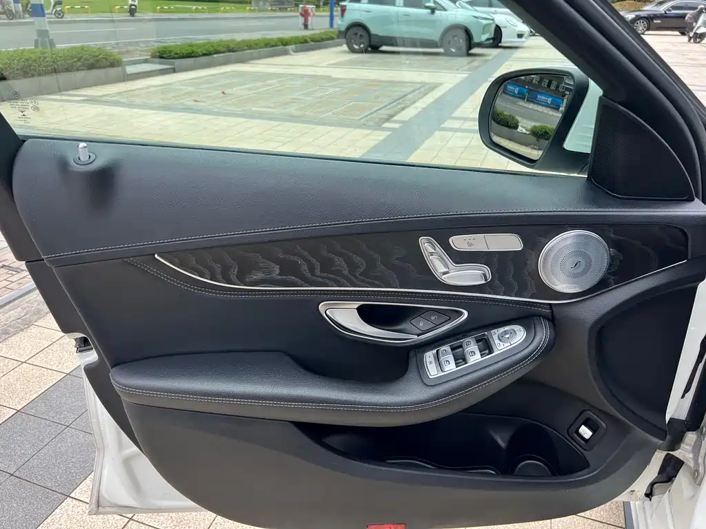 Mercedes-Benz C-Class 2015 — фото 11
