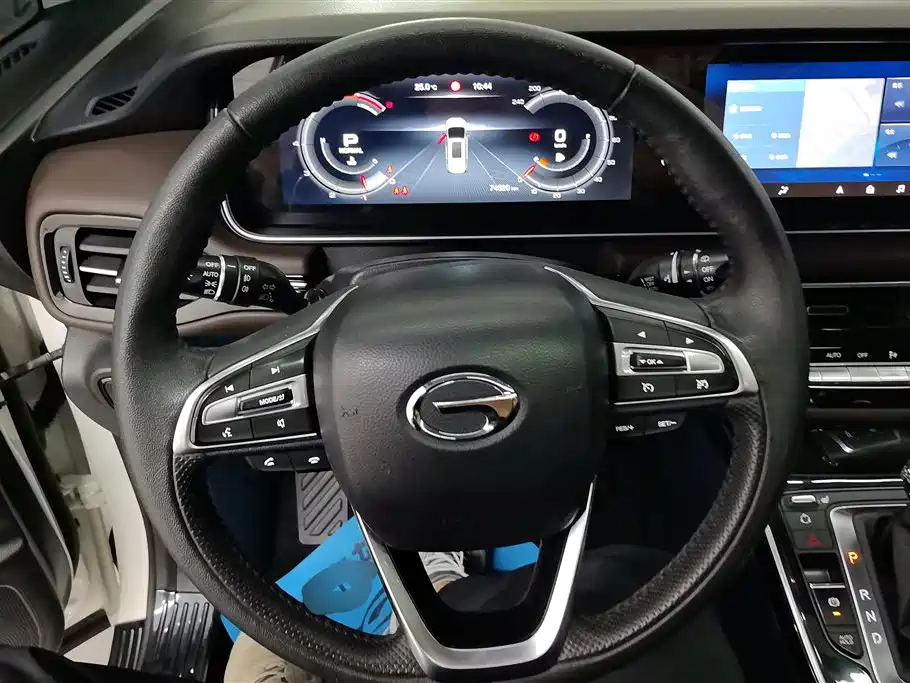GAC Motor Trumpchi M6 2020 — фото 15