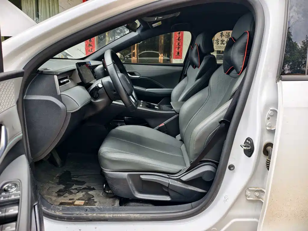 BYD Qin PLUS 2025 — фото 4