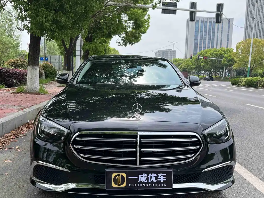 Mercedes-Benz E-Class 2021