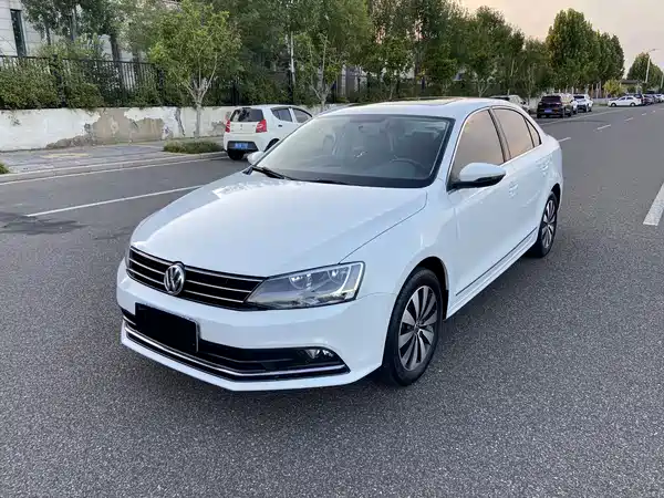 Volkswagen Sagitar 2017