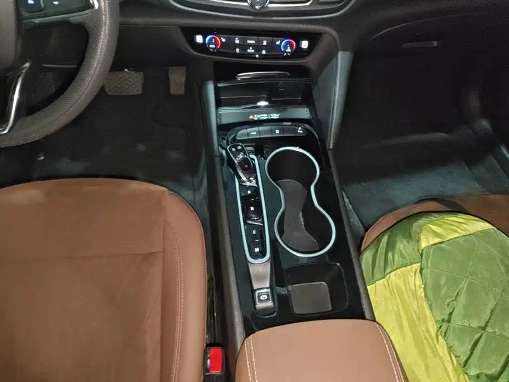 Buick Regal 2022 — фото 10