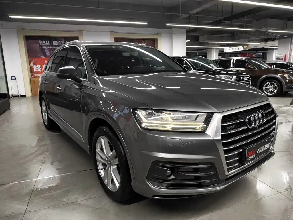 Audi Q7 2016 — фото 3