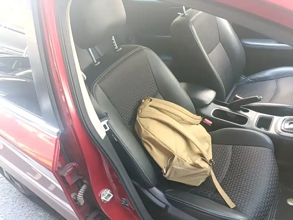 Nissan Tiida 2019 — фото 25