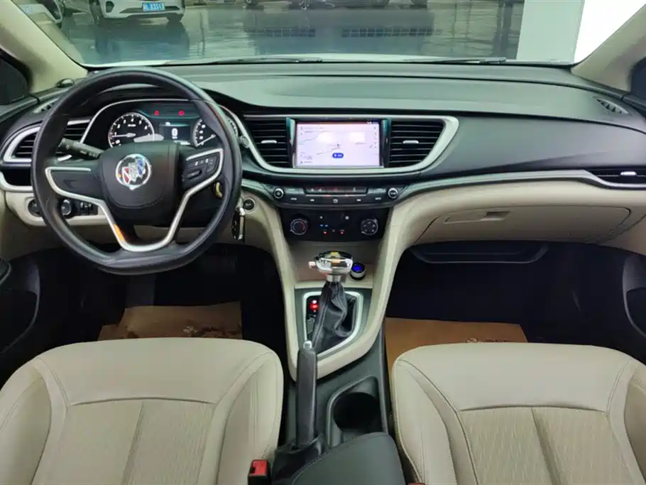 Buick Excelle 2017 — фото 12