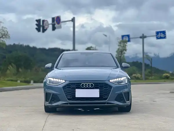 Audi A4L 2022