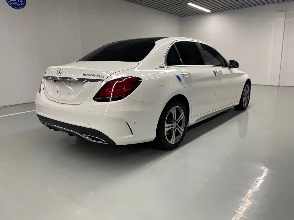 Mercedes-Benz C-Class 2020 — фото 15