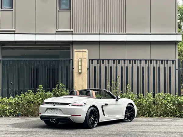 Porsche 718 2023