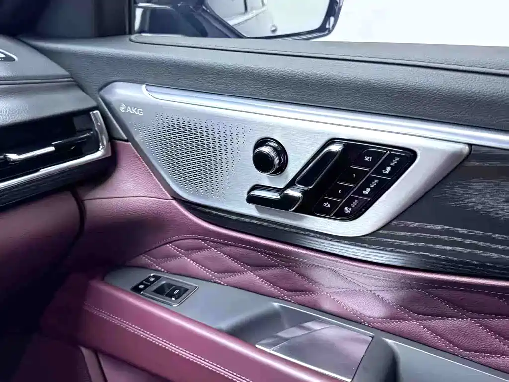 Cadillac CT6 2023 — фото 6
