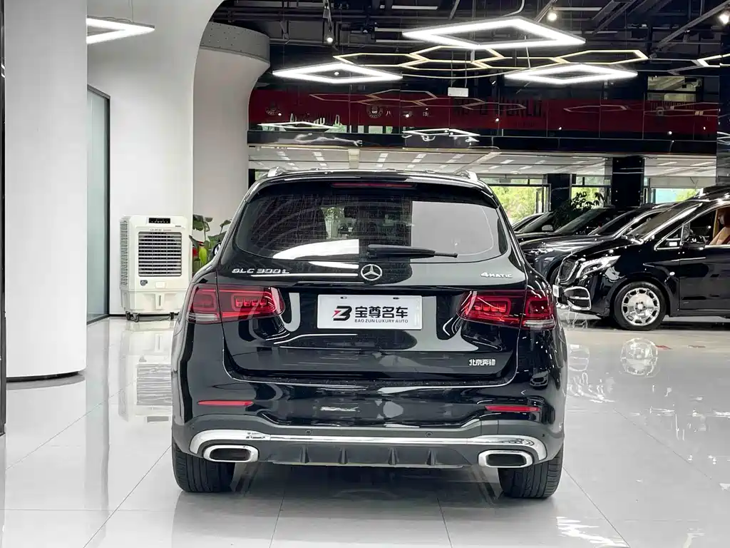 Mercedes-Benz GLC 2021 — фото 11