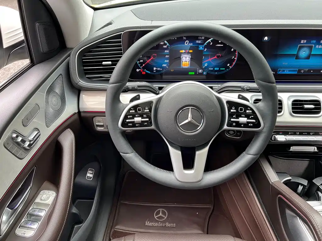 Mercedes-Benz GLE 2020 — фото 15