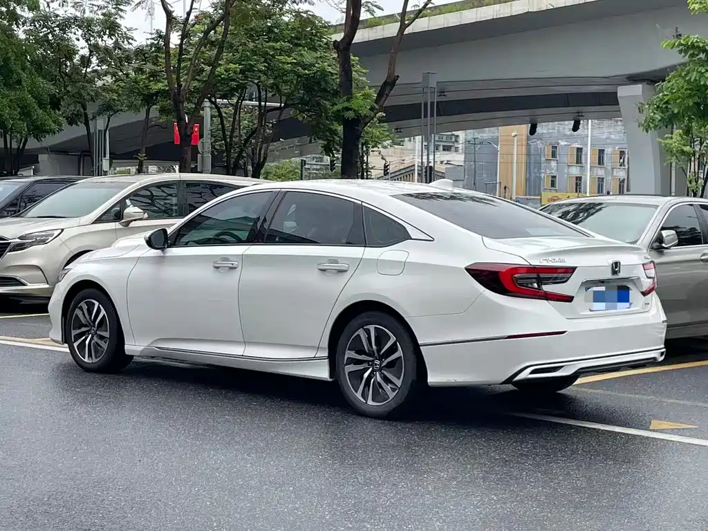 Honda Accord 2022 — фото 3
