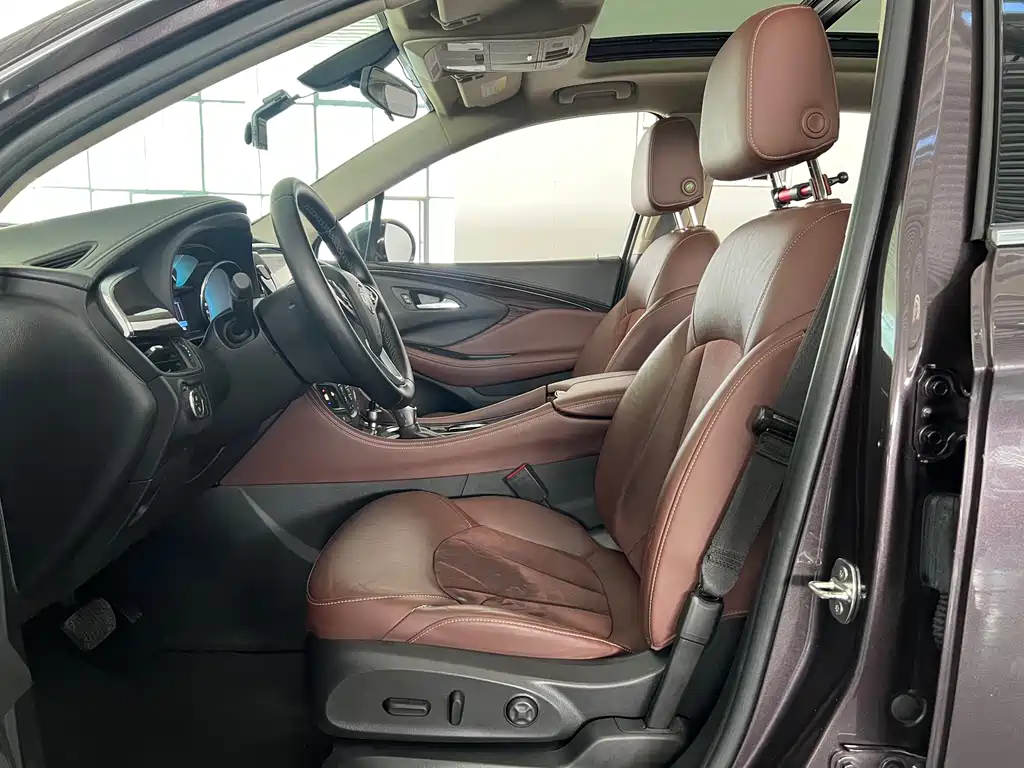 Buick Envision Plus 2017 — фото 8