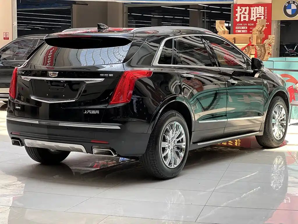 Cadillac XT5 2019 — фото 11