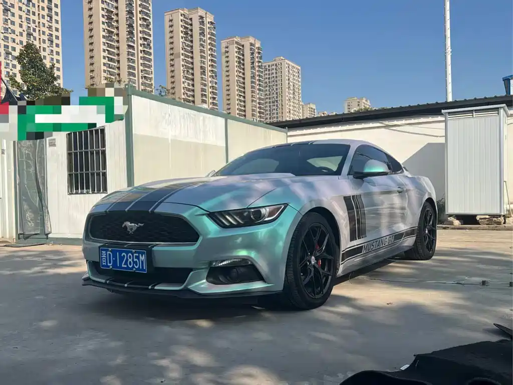 Ford Mustang 2017 — фото 1