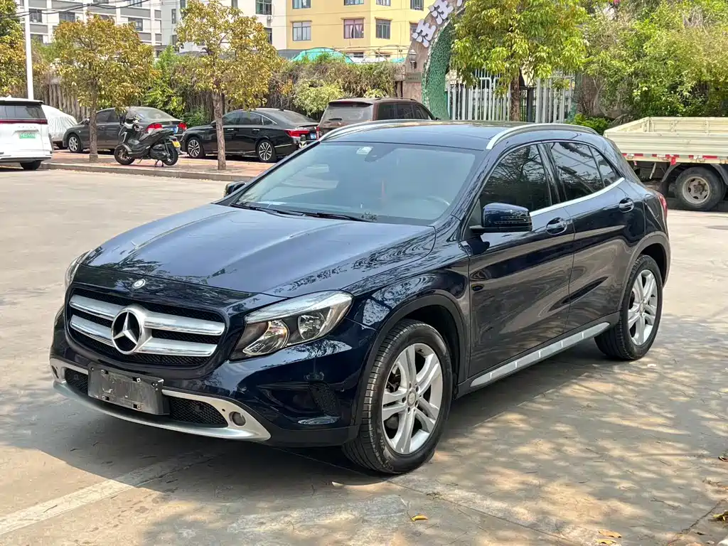 Mercedes-Benz GLA 2017 — фото 1