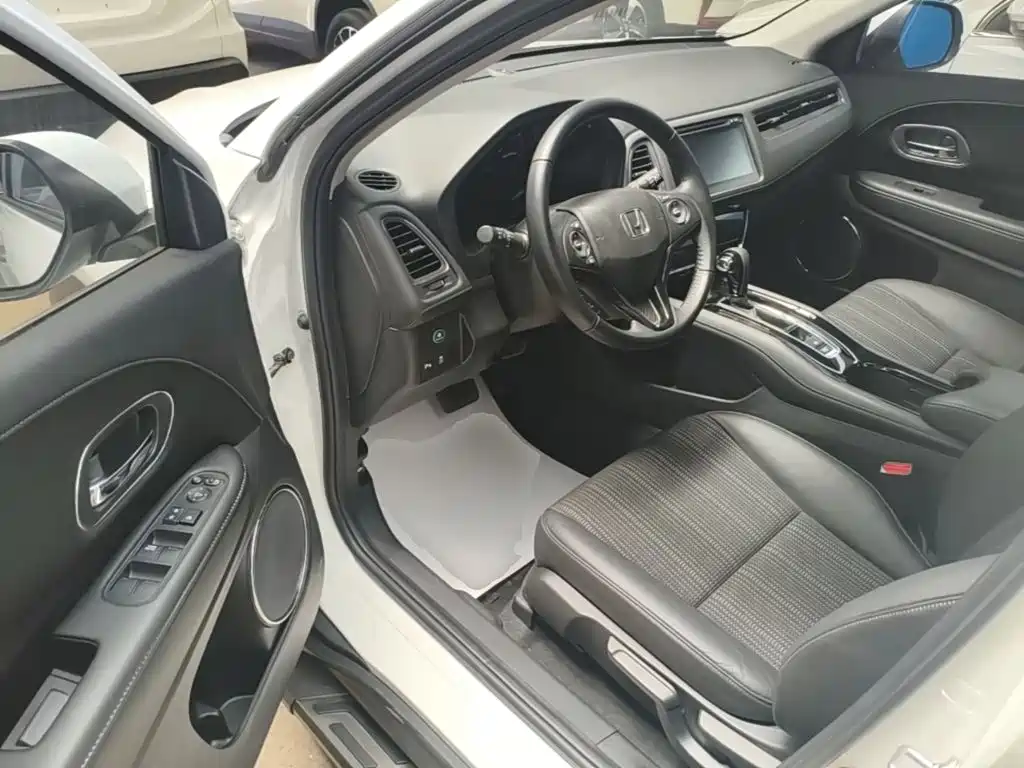 Honda Vezel 2017 — фото 16