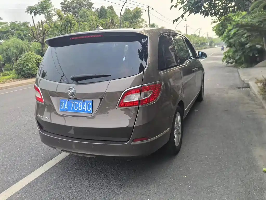 Buick GL8 2014