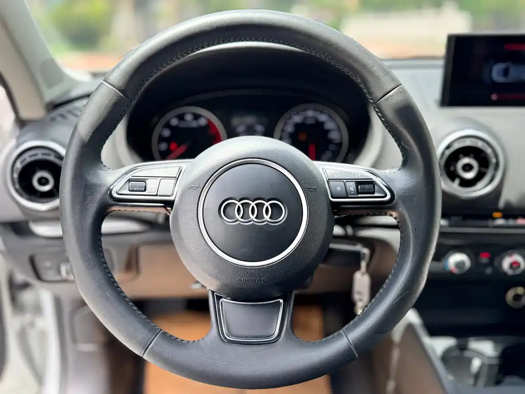 Audi A3 2016 — фото 13