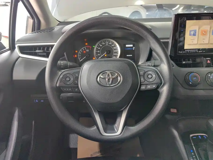 Toyota Corolla 2023 — фото 15