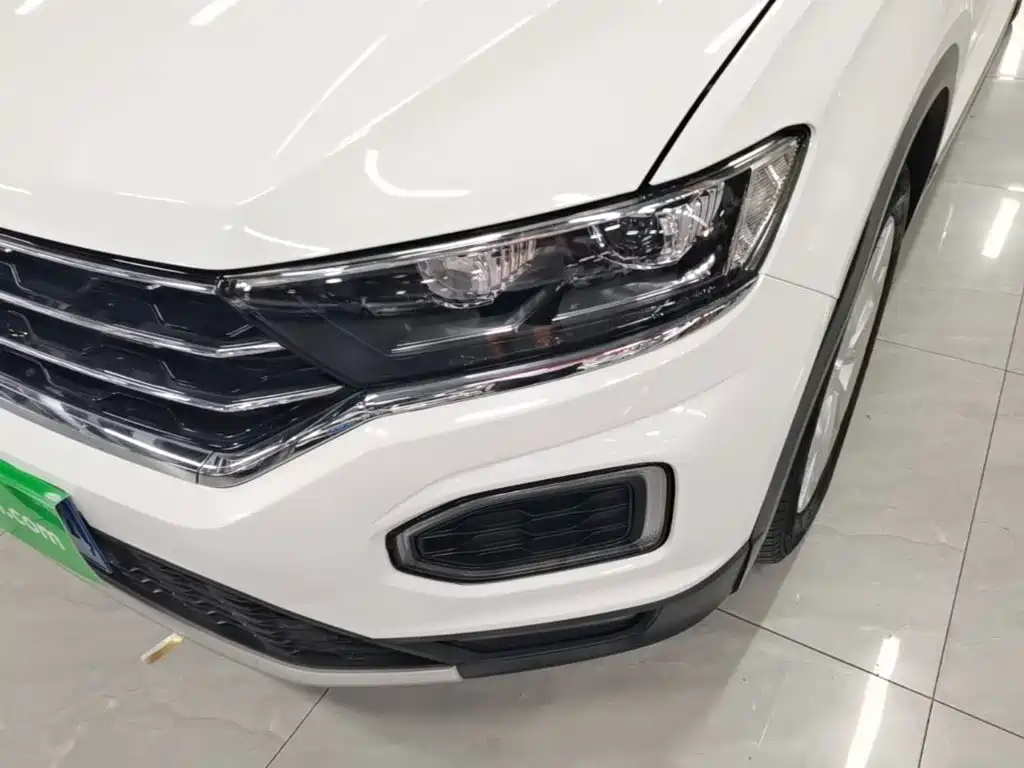 Volkswagen T-Roc 2018 — фото 24