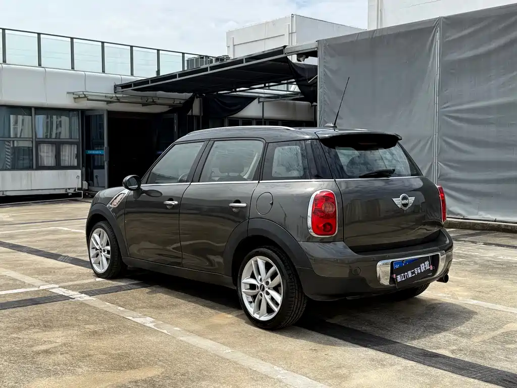 MINI Countryman 2015 — фото 12