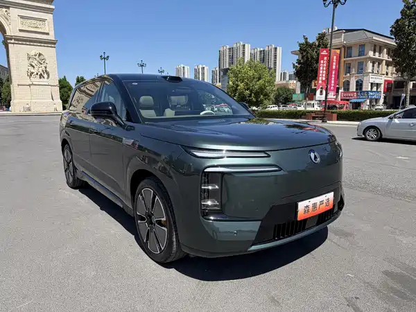 Denza N8L 2025