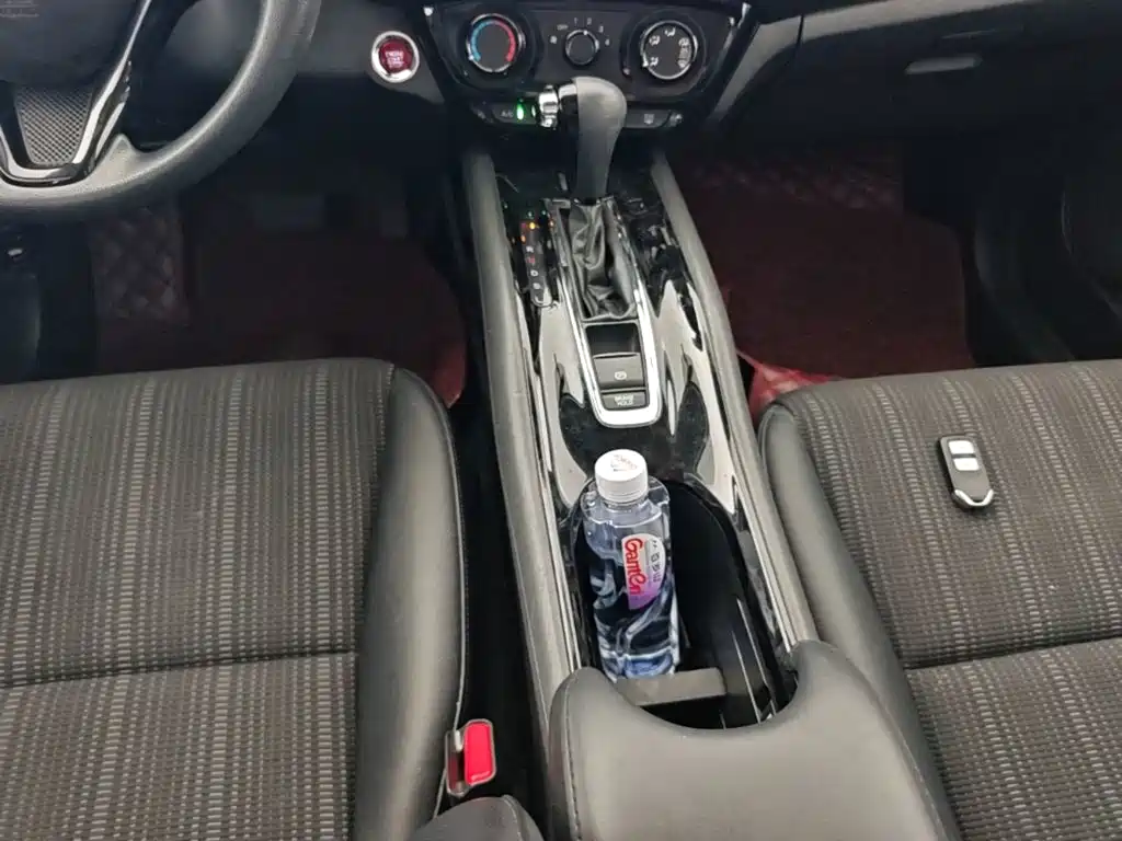 Honda Vezel 2018 — фото 14