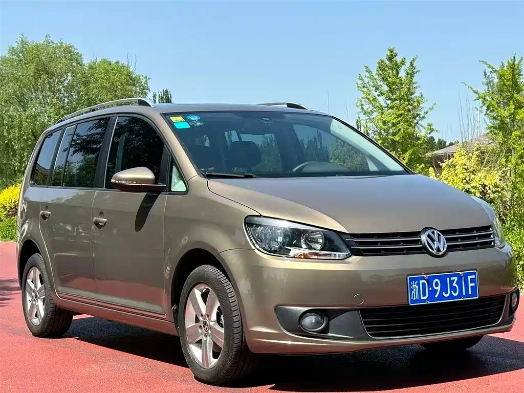Volkswagen Touran 2016