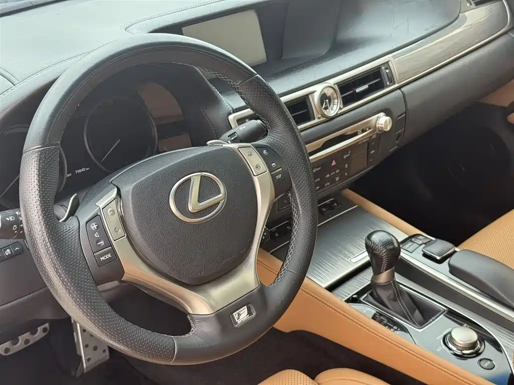 Lexus GS 2015 — фото 12