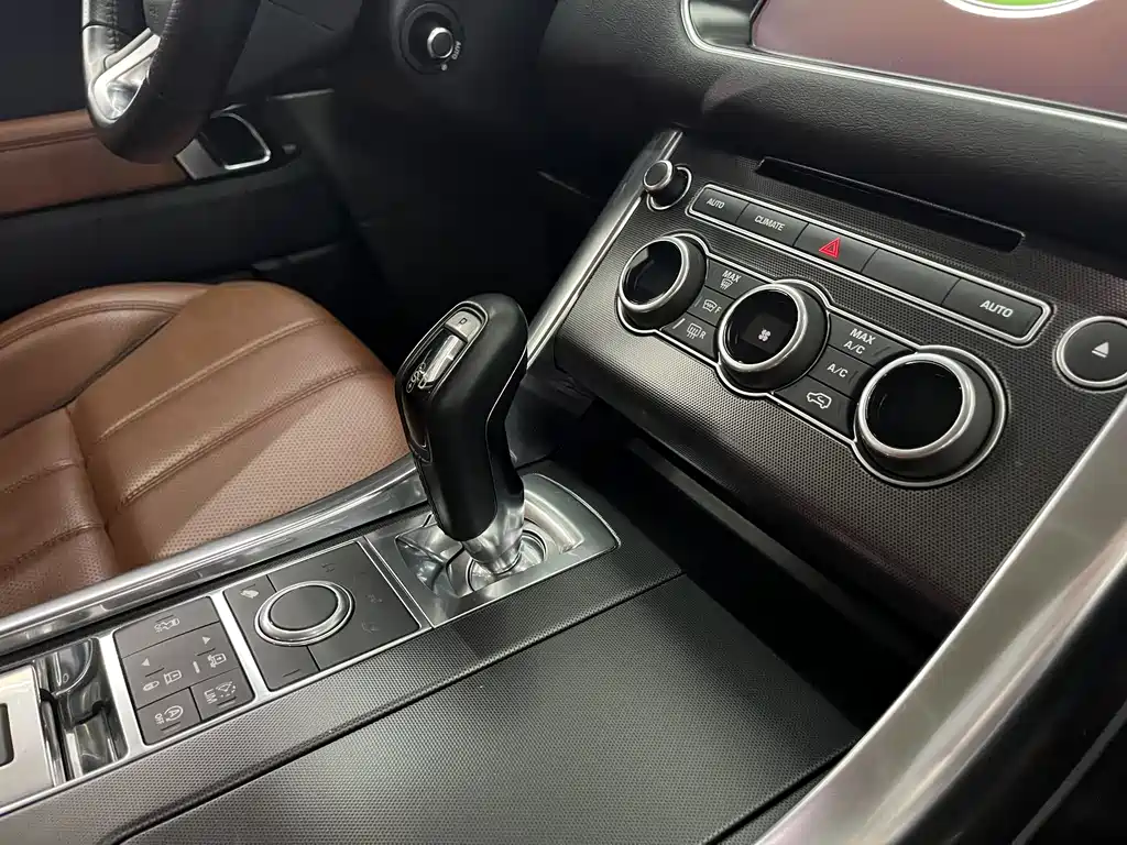Land Rover Sport 2018 — фото 9